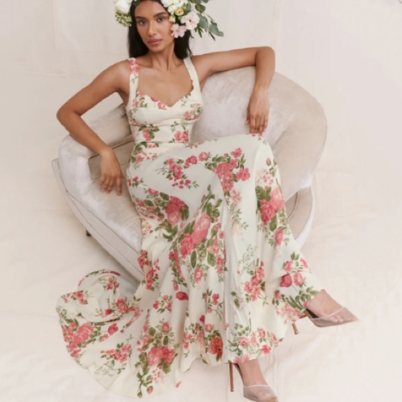 Reformation Dresses & Skirts - NWT Reformation The Lecce Dress in Corsage Size 4